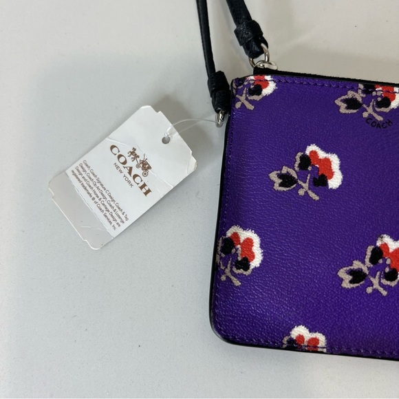 NWT Coach Bramble Rose Purple Leather Floral Print Wristlet Zip Closure - Picture 4 of 15